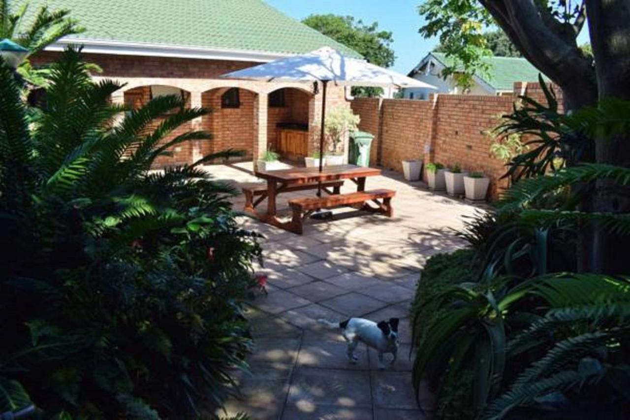 Ginaz Bnb Bed and Breakfast Ballito Esterno foto