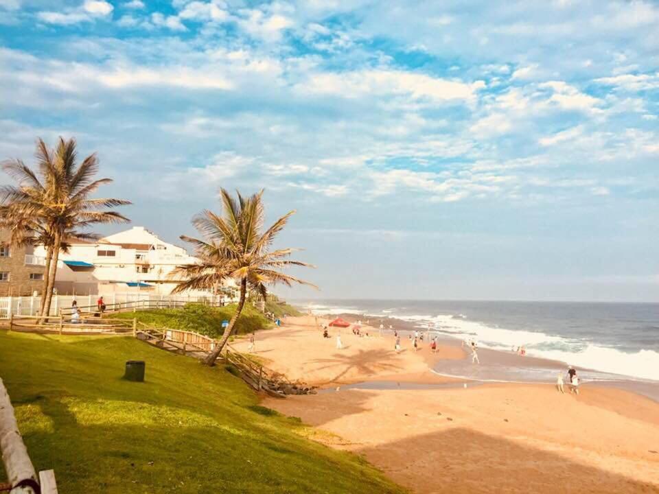 Ginaz Bnb Bed and Breakfast Ballito Esterno foto